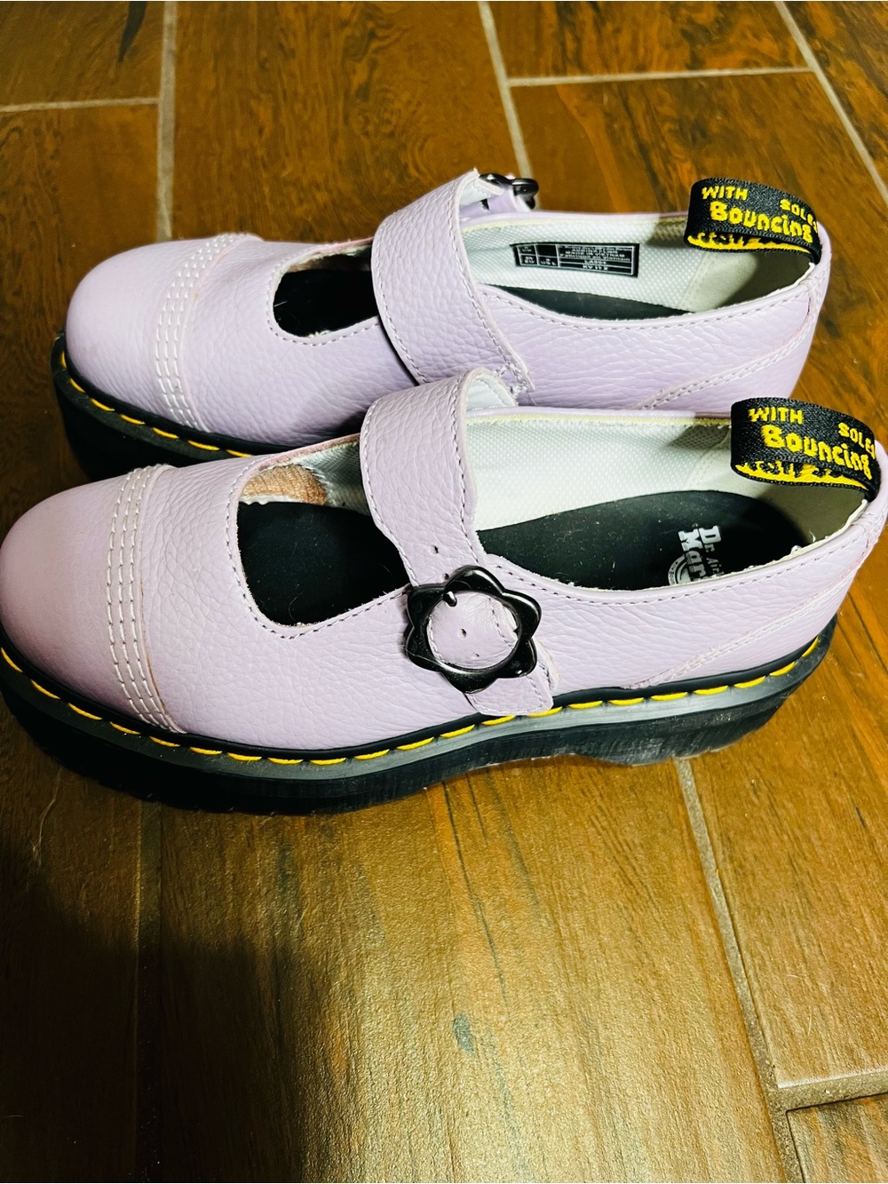 Dr. Martens Flower Buckle Platform Lilac Mary Jane Shoes Womens 8 - Picture 3 of 7